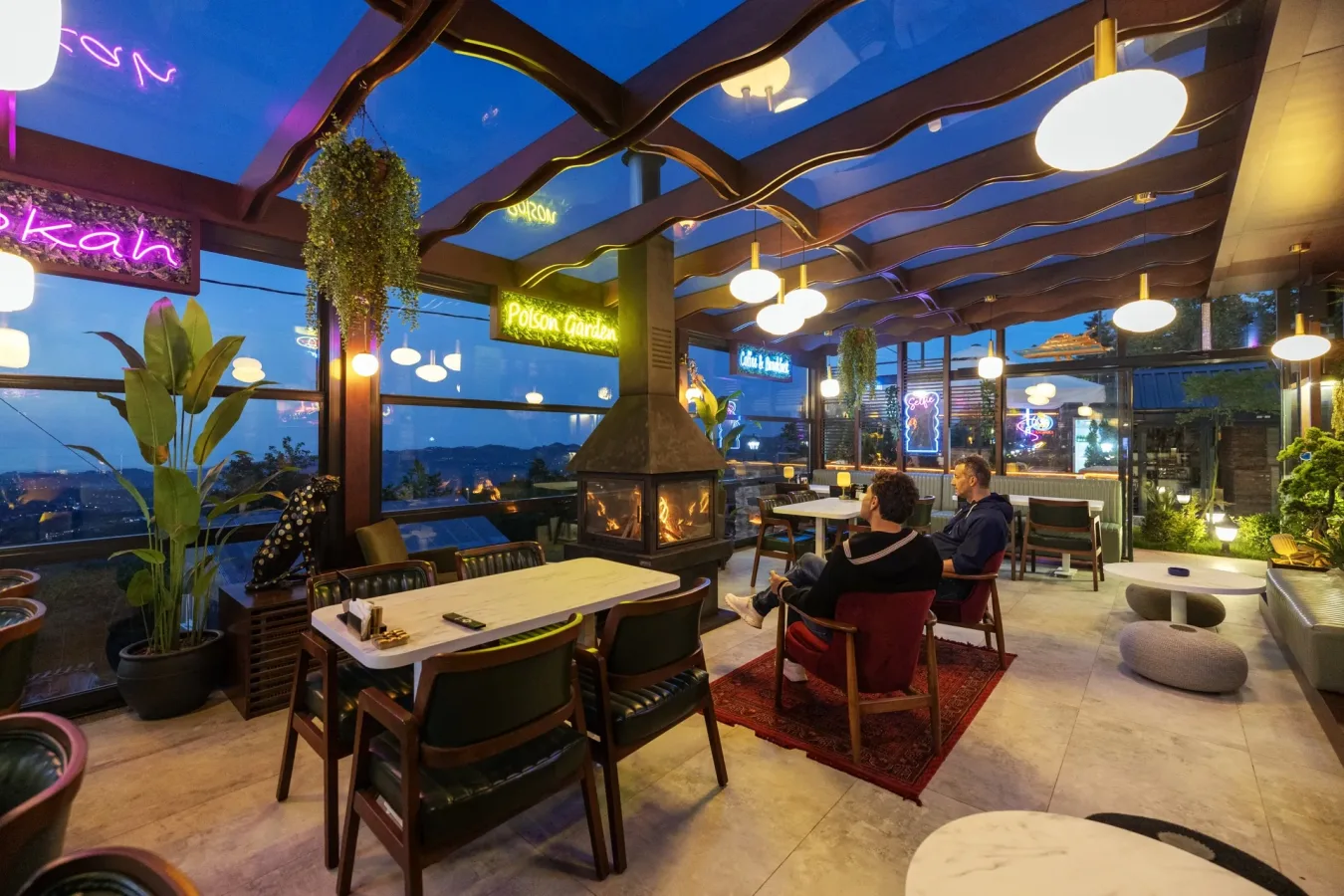 POISON GARDEN CAFE
